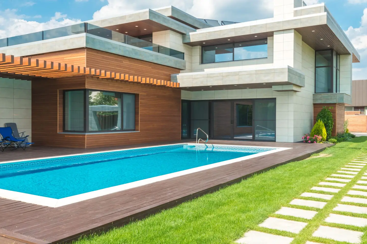 Swimming pool built in Glen Alpine, NSW